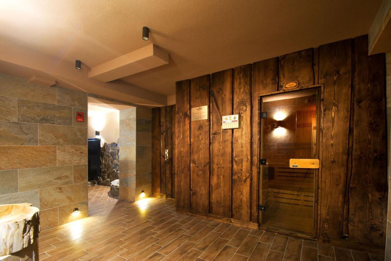 Hotel Lesana Stara Lesna Exterior photo